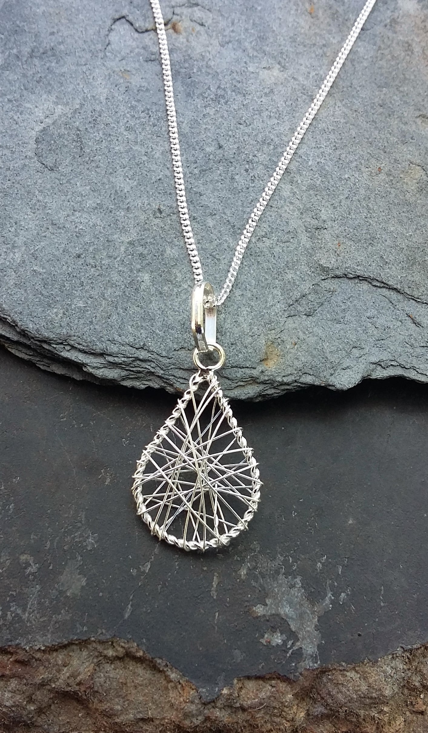 P094BC-Wire wrap teardrop Pendant