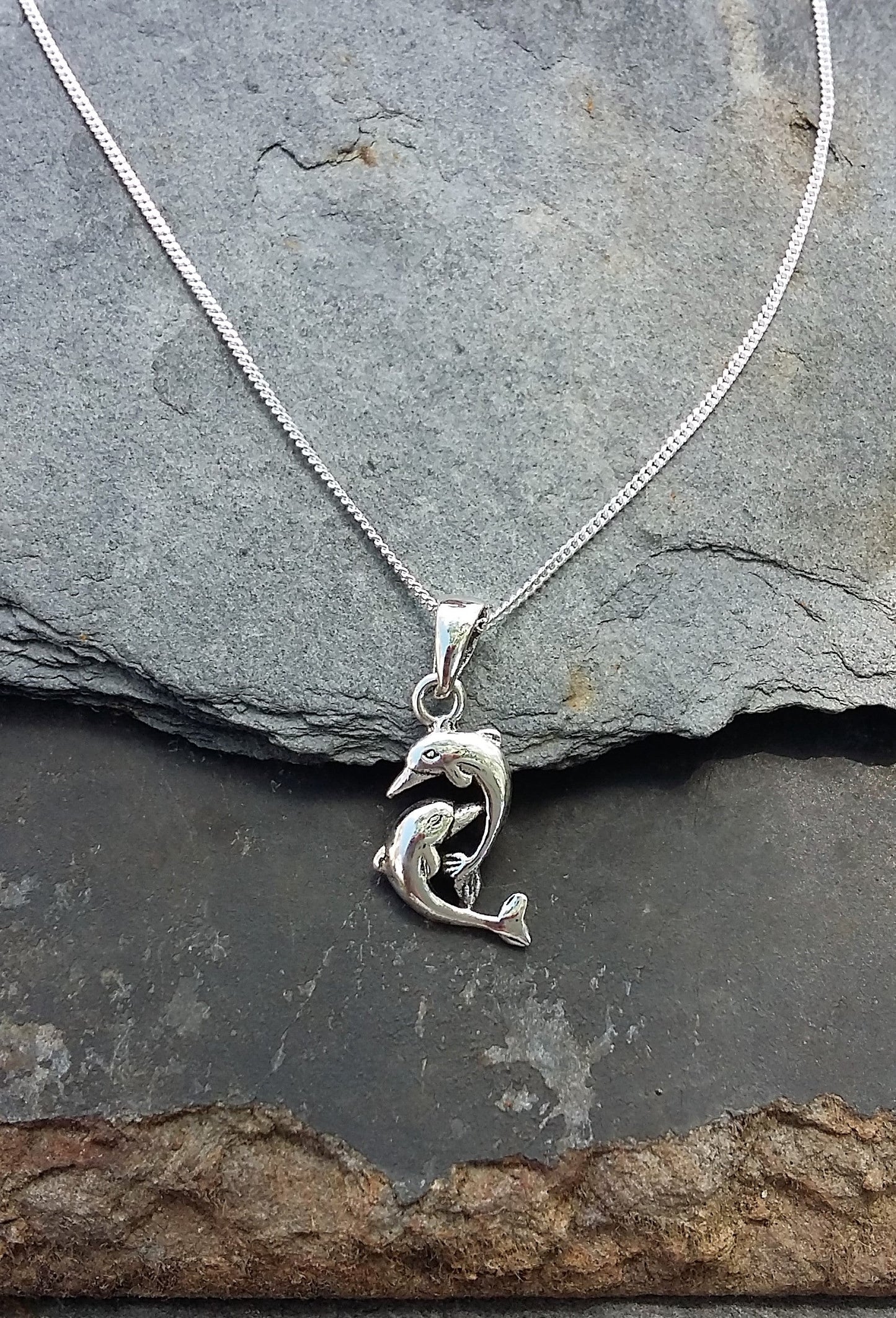 P286BC-Twin Dolphin Pendant