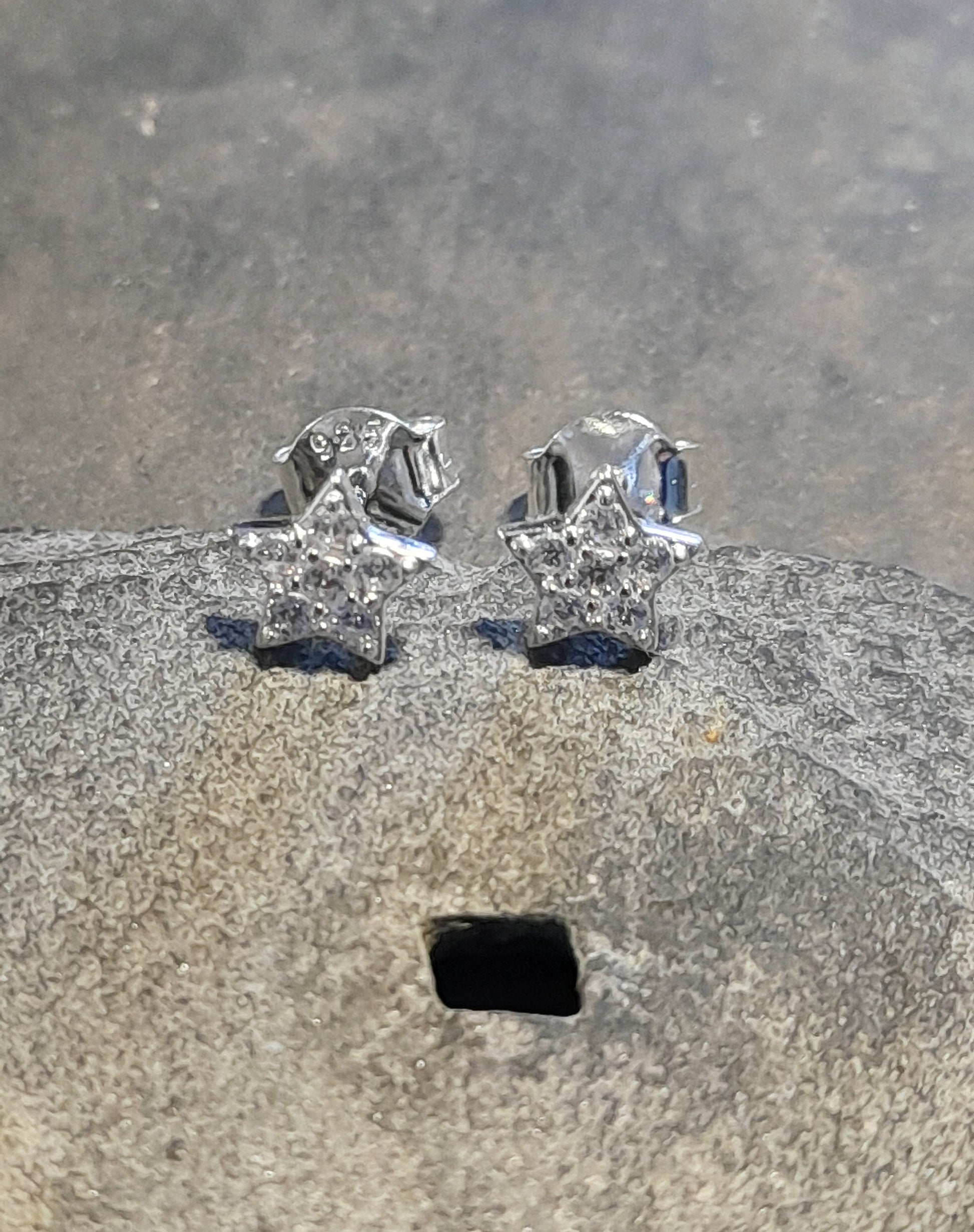 5 Point Cubic Zirconia Star 5mm