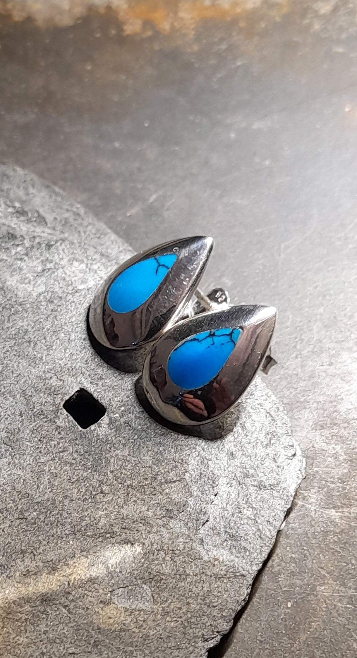 10X15mm Silver & Blue Tq Teardrop Stud