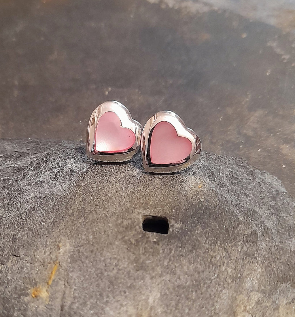 7mm Pink Mother of Pearl Heart Stud