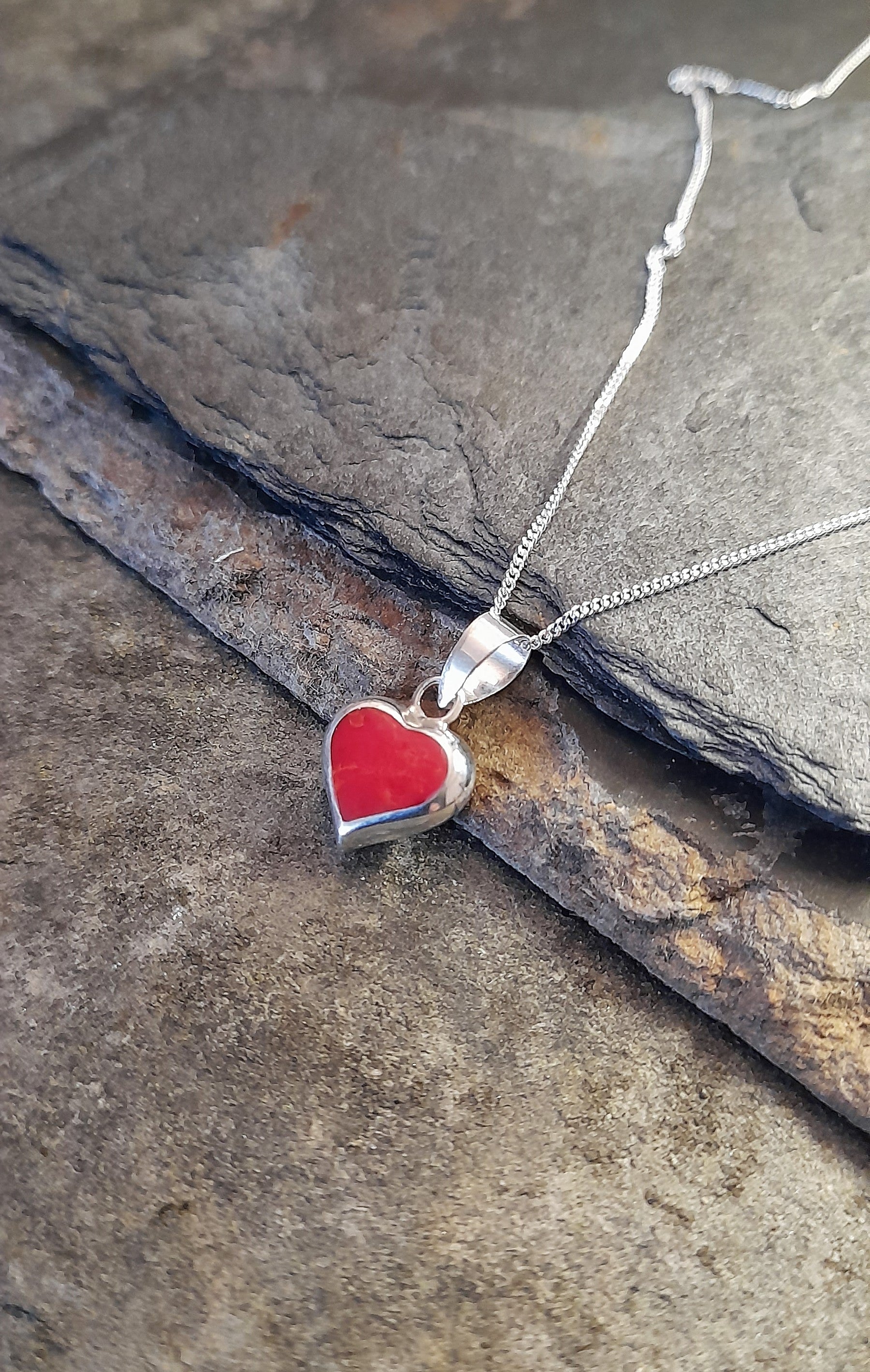 Red (2 Sides) Heart Pendant 10 X 8mm