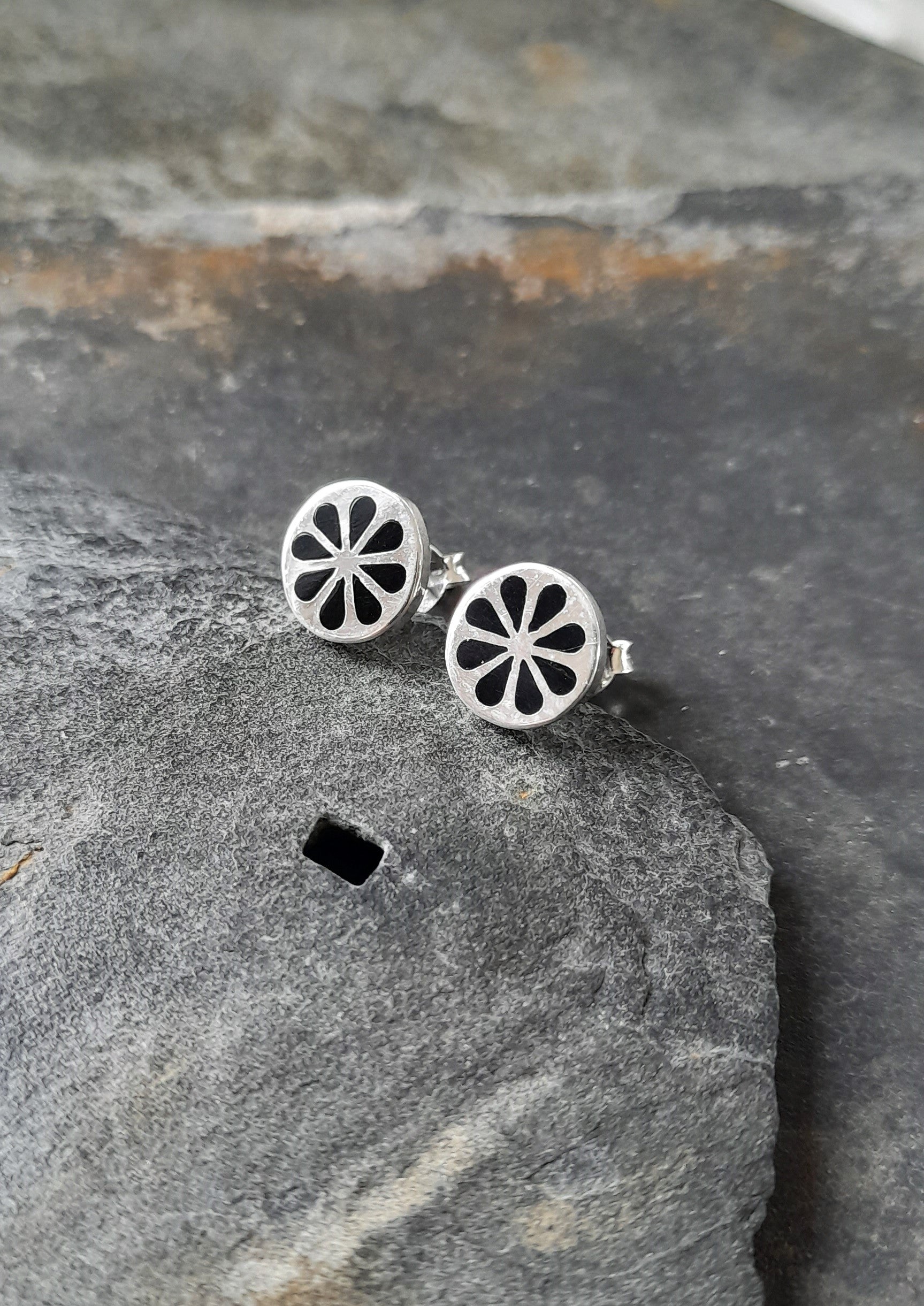 8mm Round Black Onyx  Flower Stud