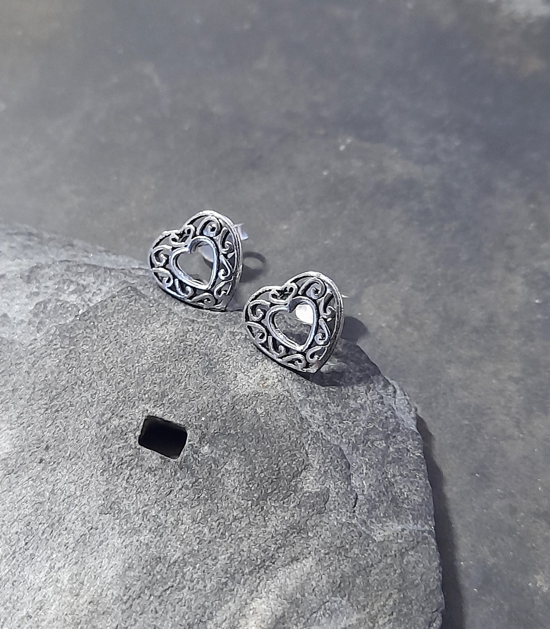 Filligree Heart Stud