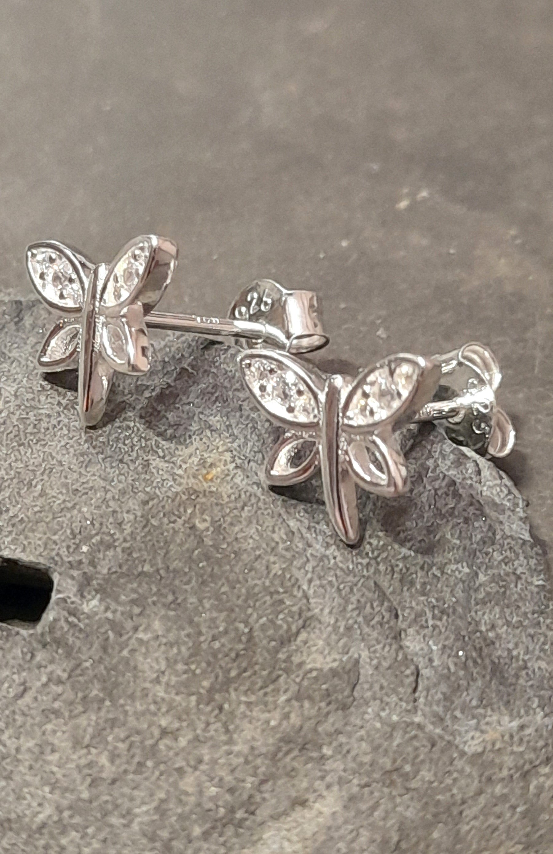 Cubic Zirconia Dragonfly Stud 10X7mm