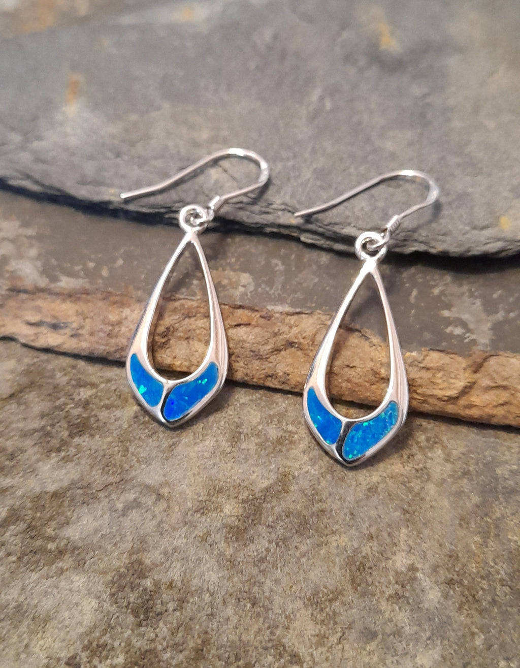 Syn Opal Open Teardrop Er 25X17mm