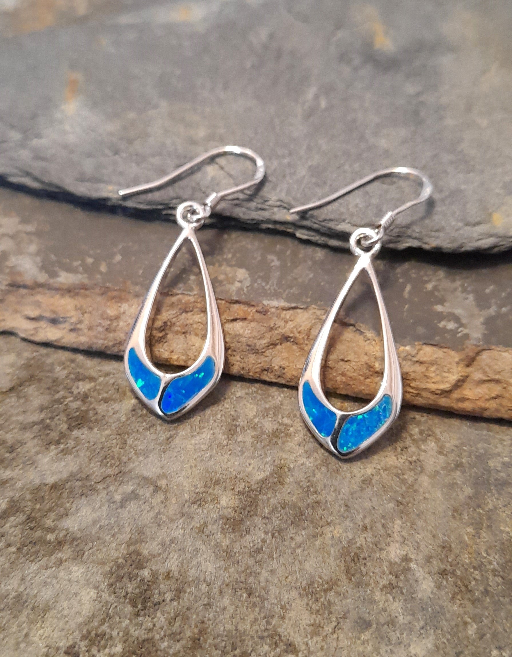 Syn Opal Open Teardrop Er 25X17mm