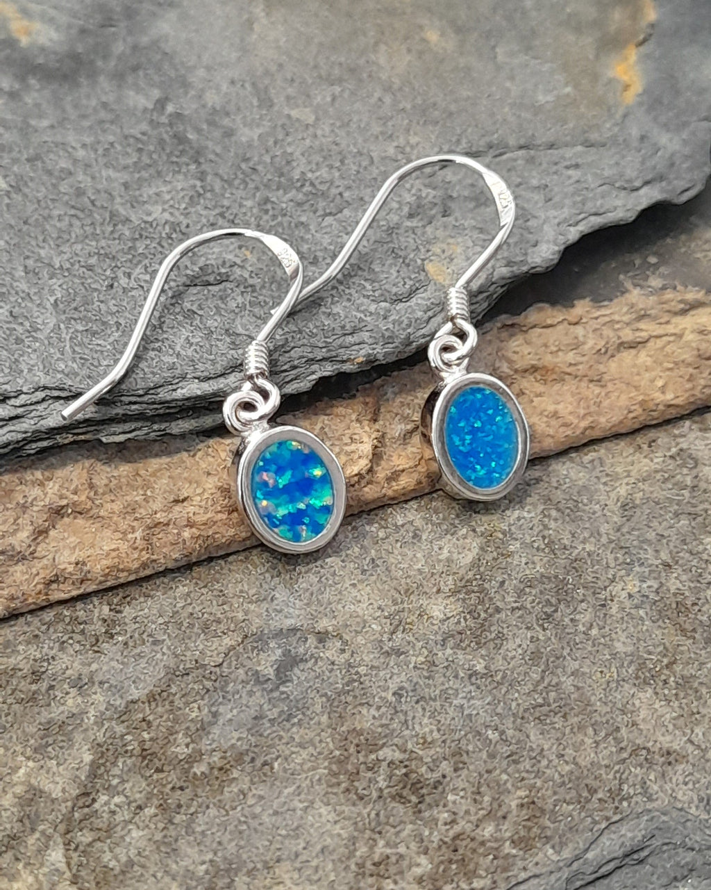 Syn Opal Oval 8X6mm Er