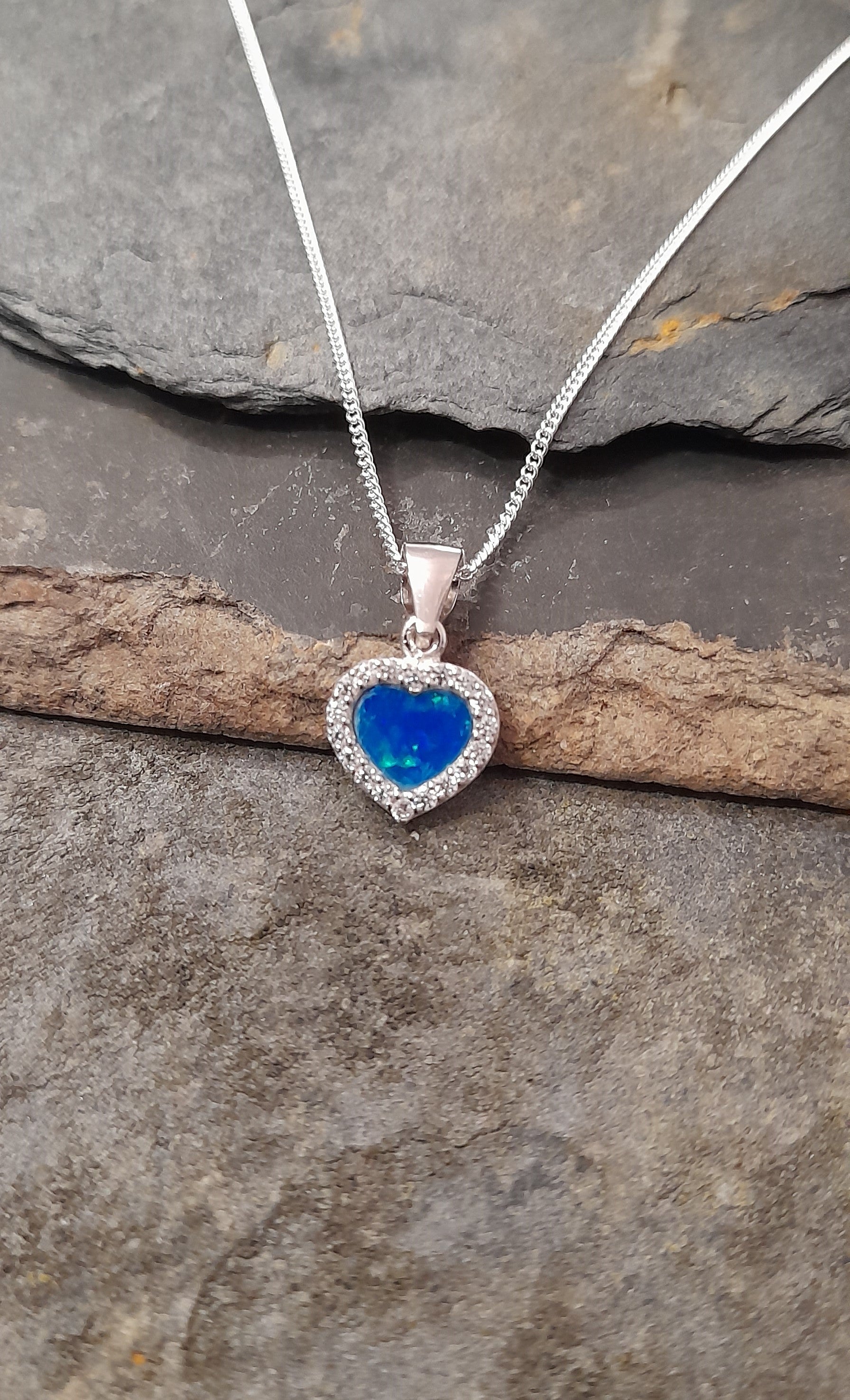 Syn Opal & Cubic Zirconia Heart Pd 10X10mm