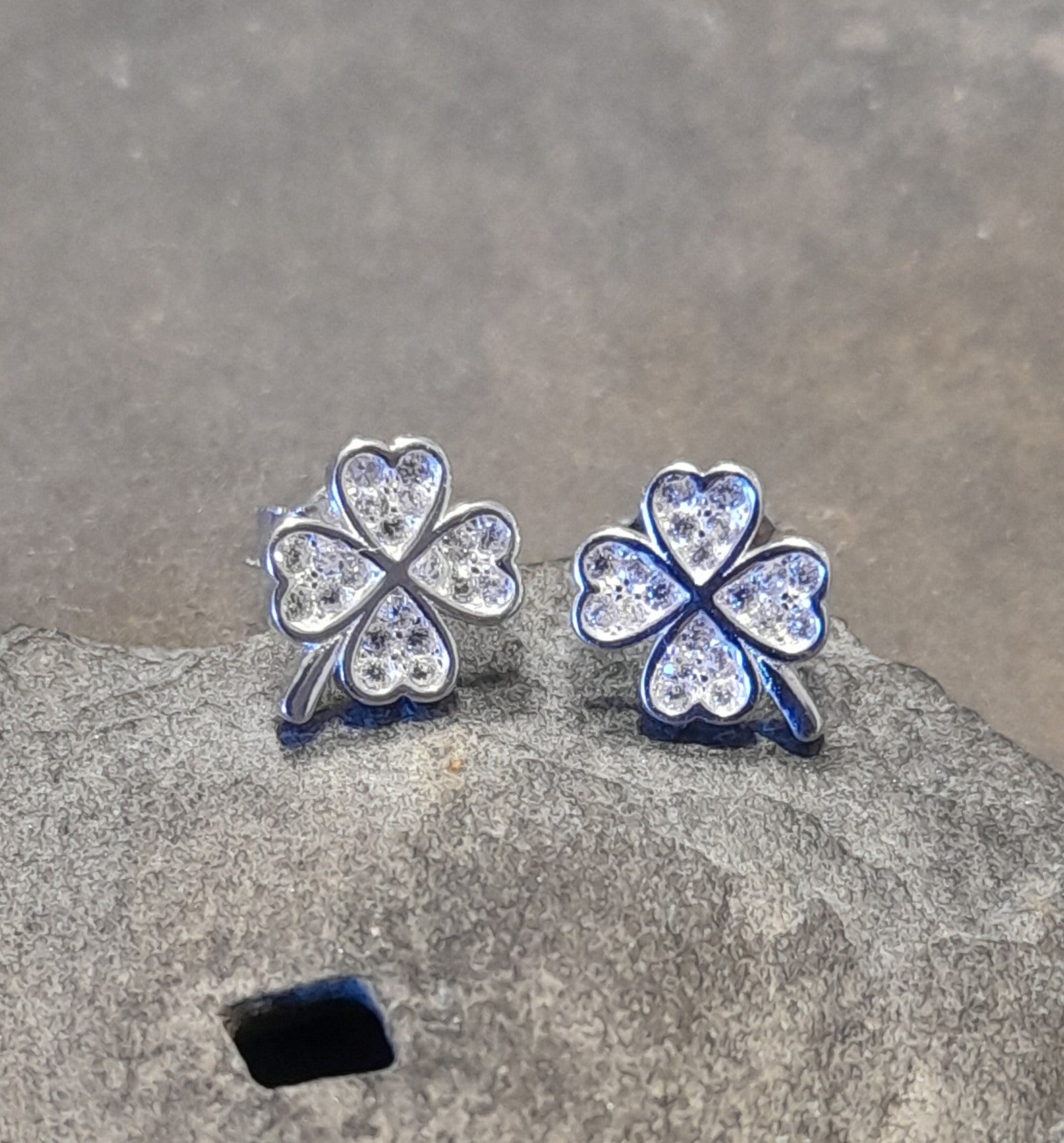 Clear Cubic Zirconia 4 Leaf Clover Stud 7 X 7mm