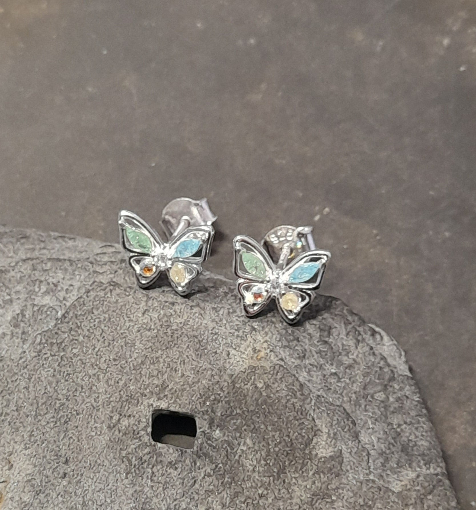 Pastel Multi Cubic Zirconia B/Fly 9 X 7mm