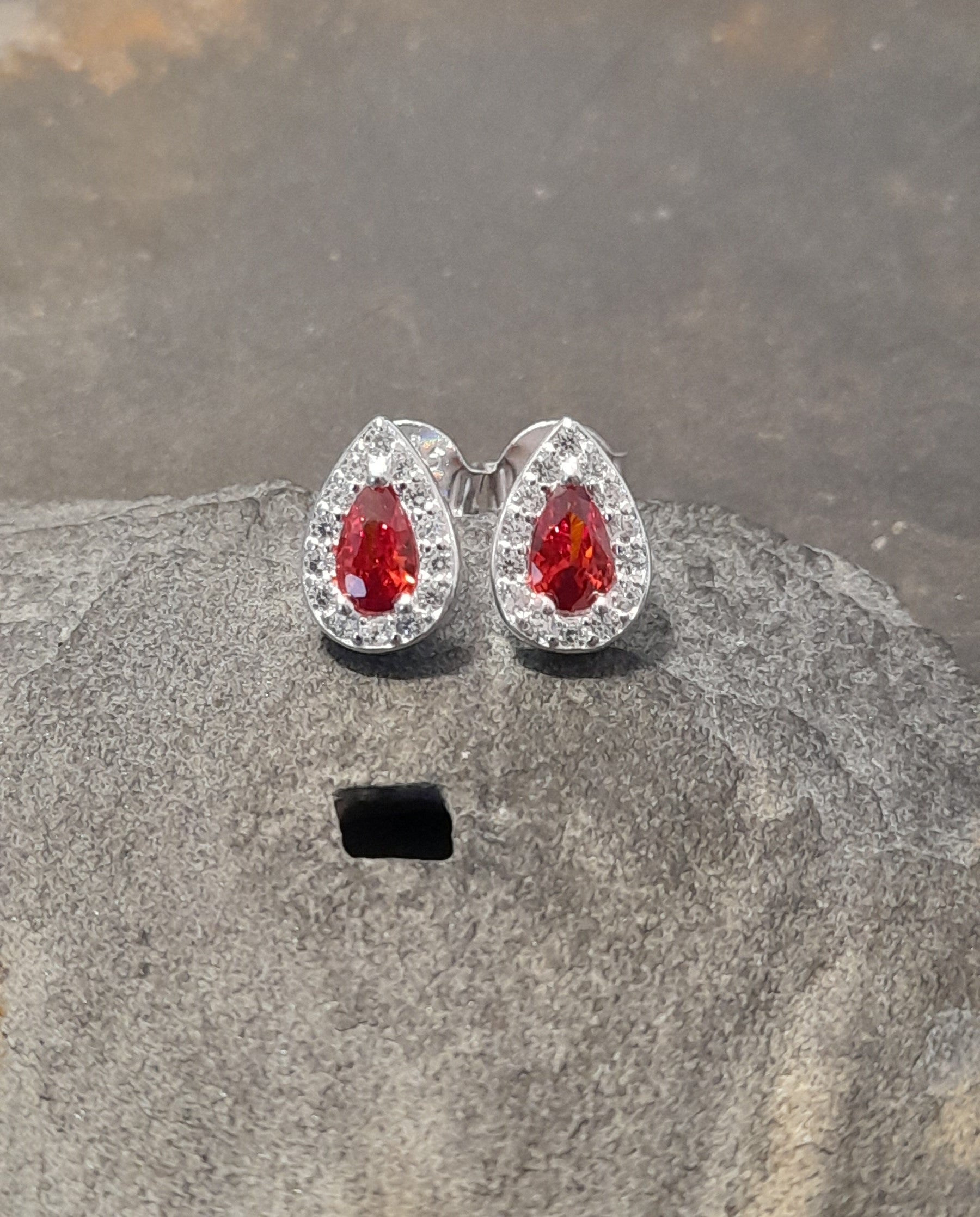 Red Teardrop Cubic Zirconia 6 X 9mm