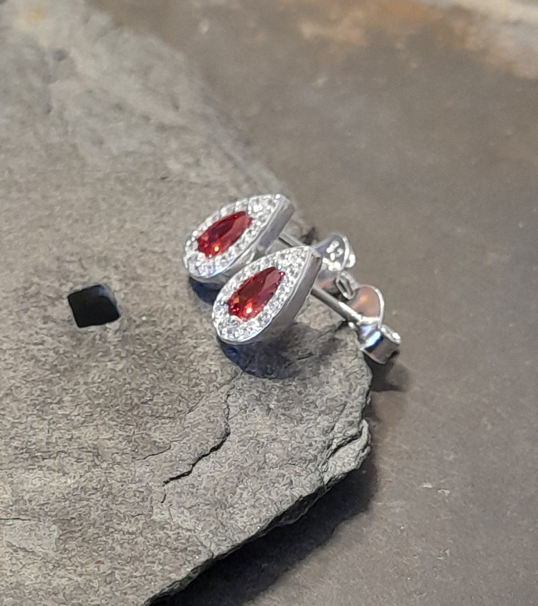 Red Teardrop Cubic Zirconia 6 X 9mm