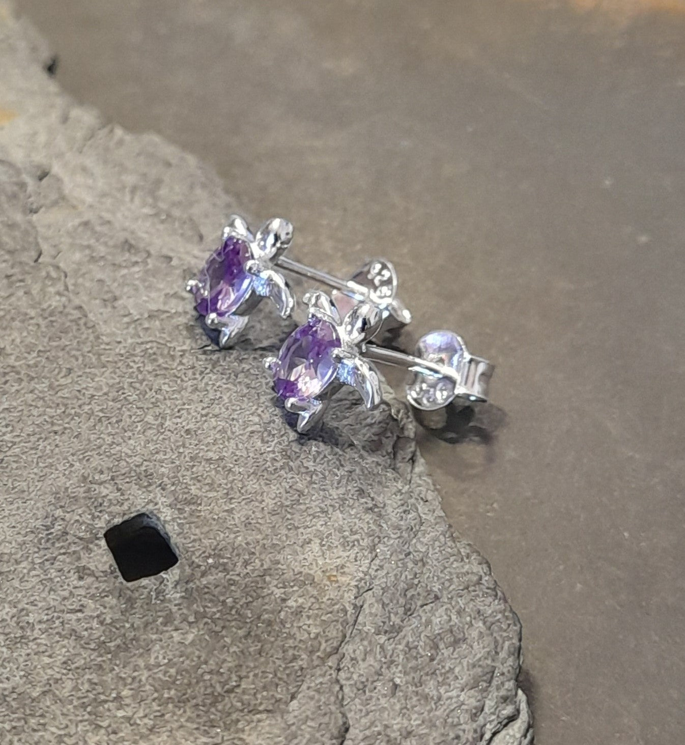 Purple Cubic Zirconia Turtle 8 X 7mm