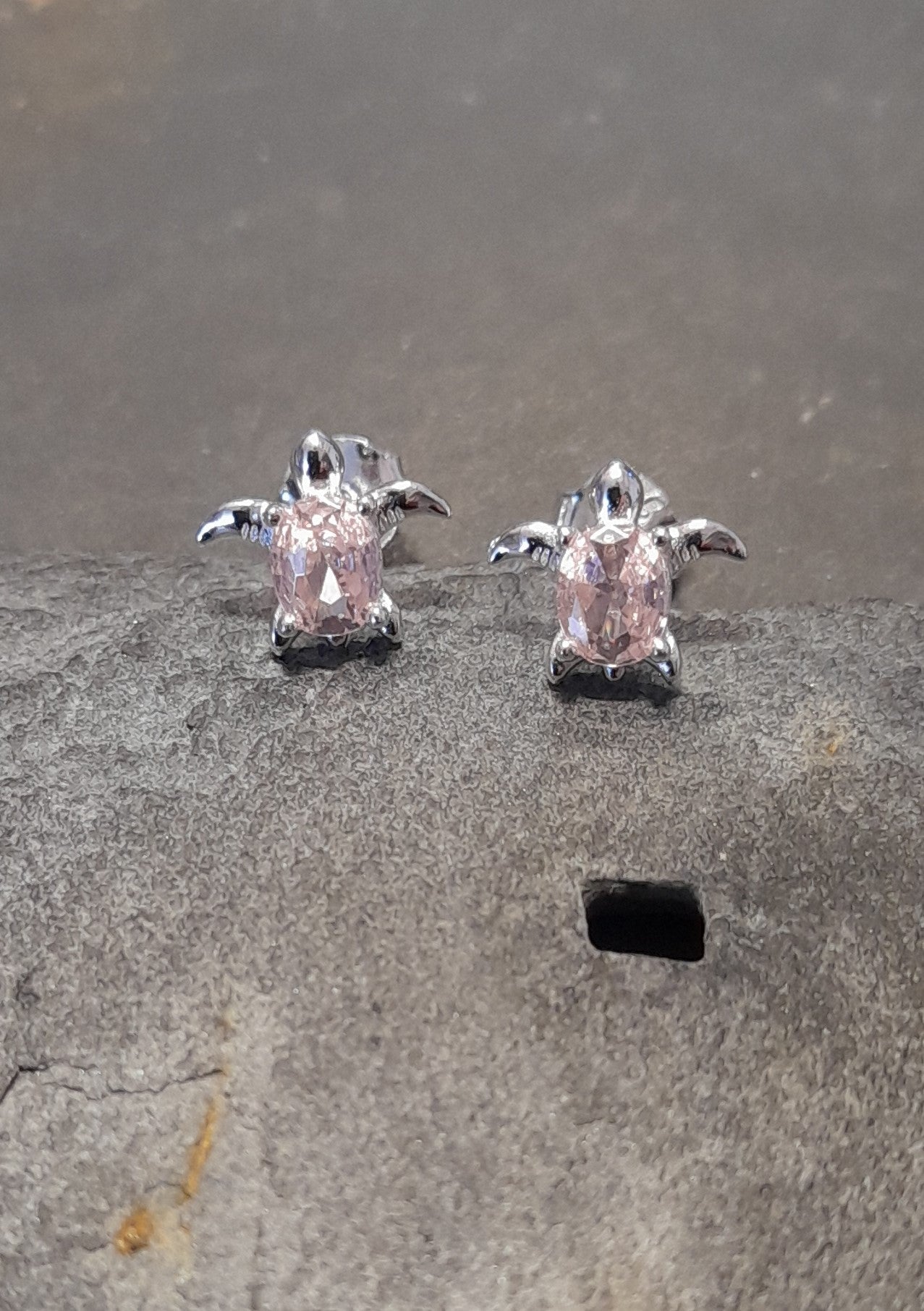 Pink Cubic Zirconia Turtle 8 X 7mm