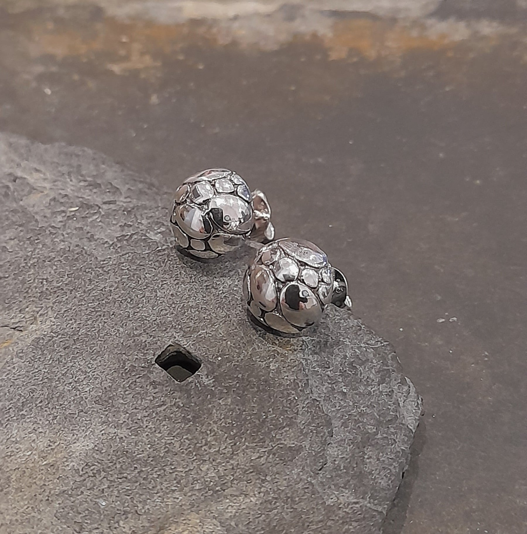 Half Dome  Of Oval Shapes Stud