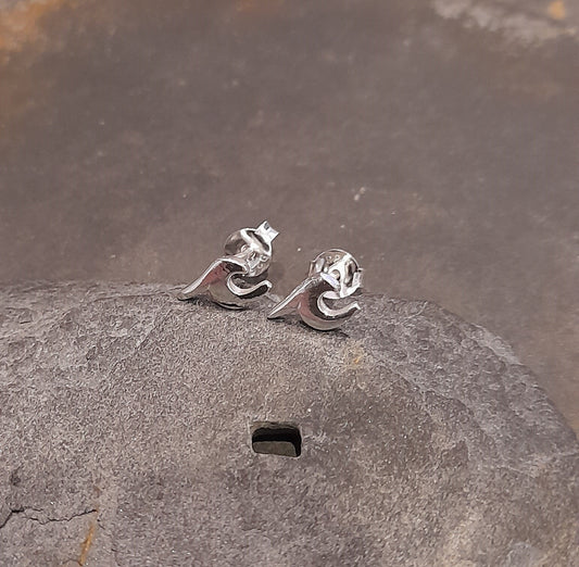 Wave Stud 8X5mm