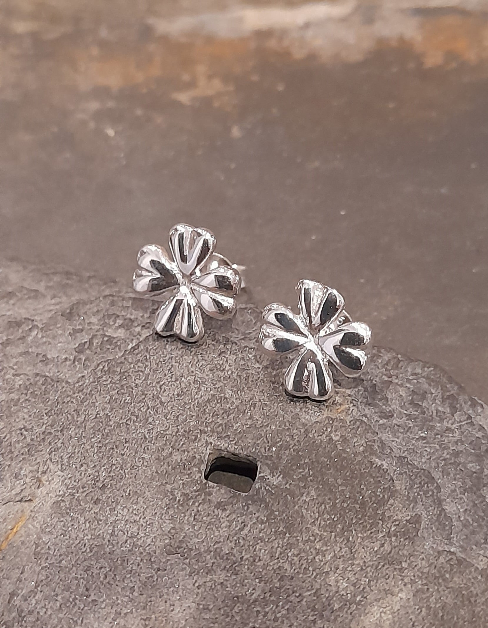 Four Leaf Clover Stud 9X9mm