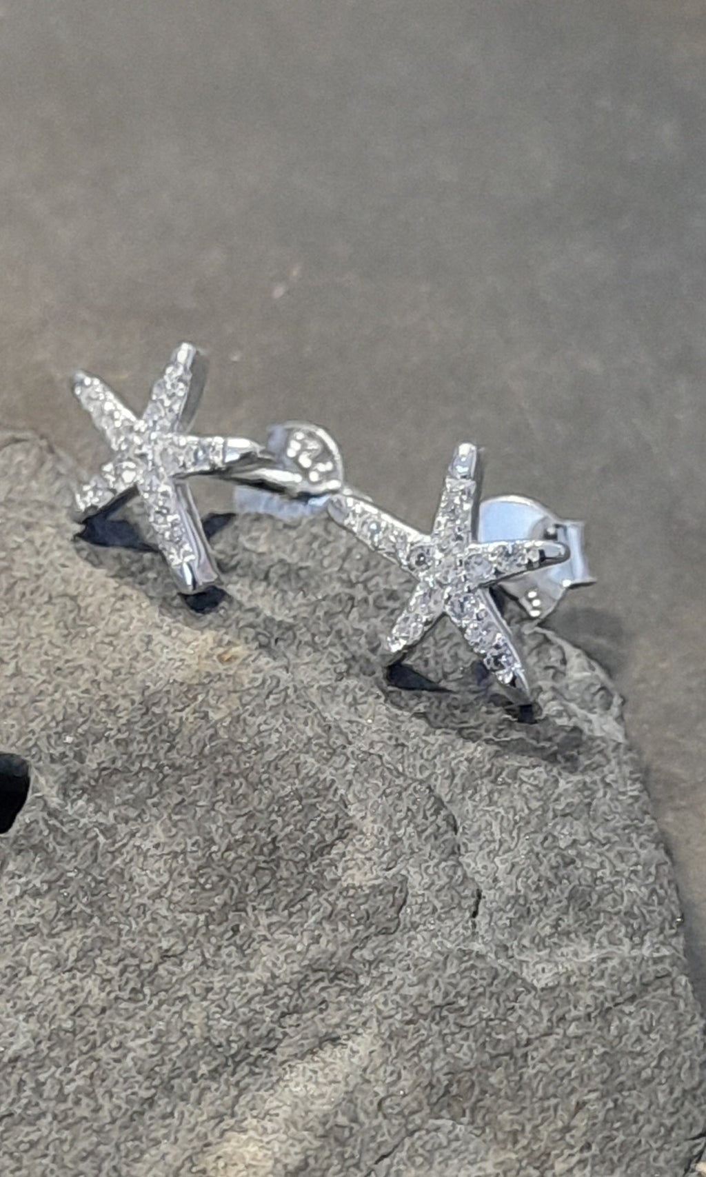 Cubic Zirconia Starfish Stud 10 X 8mm