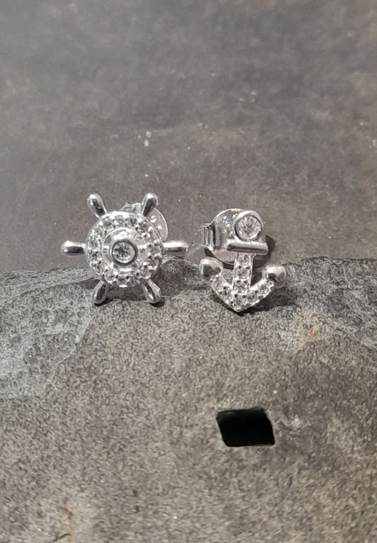 SS687B - ANCHOR 8MM & SHIPSWHEEL 10MM CZ STUD