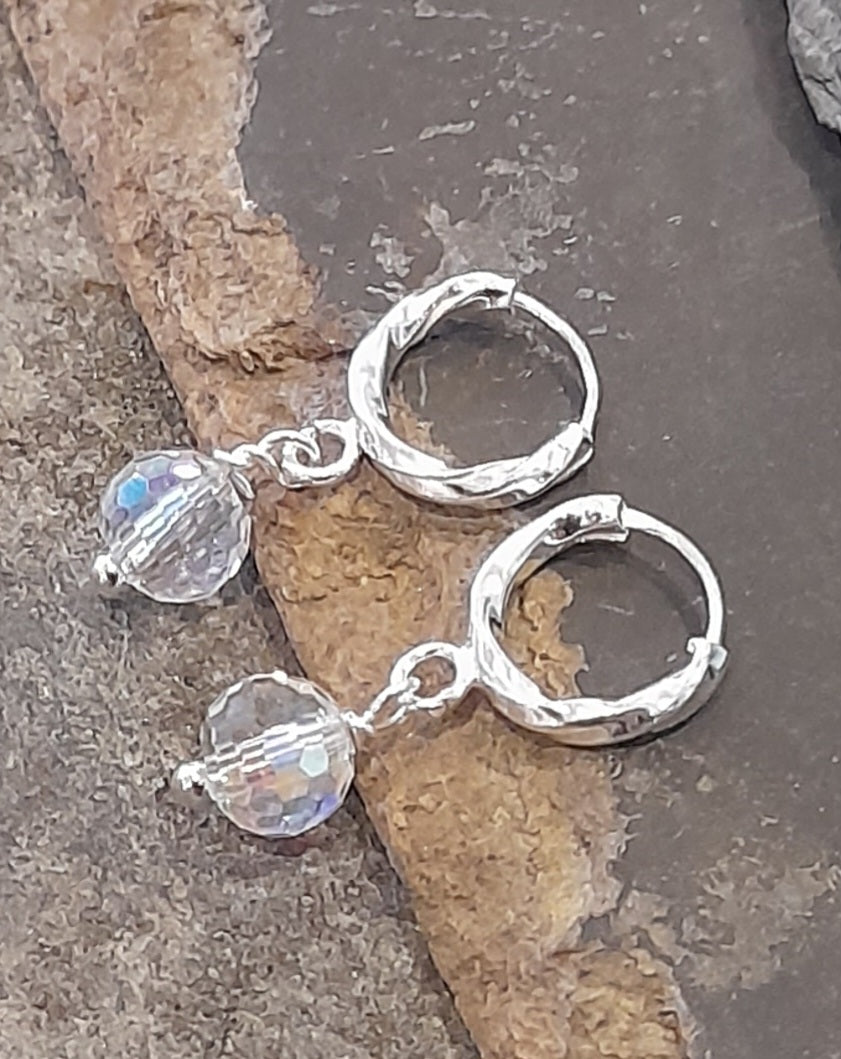 10mm Huggie With Bauble