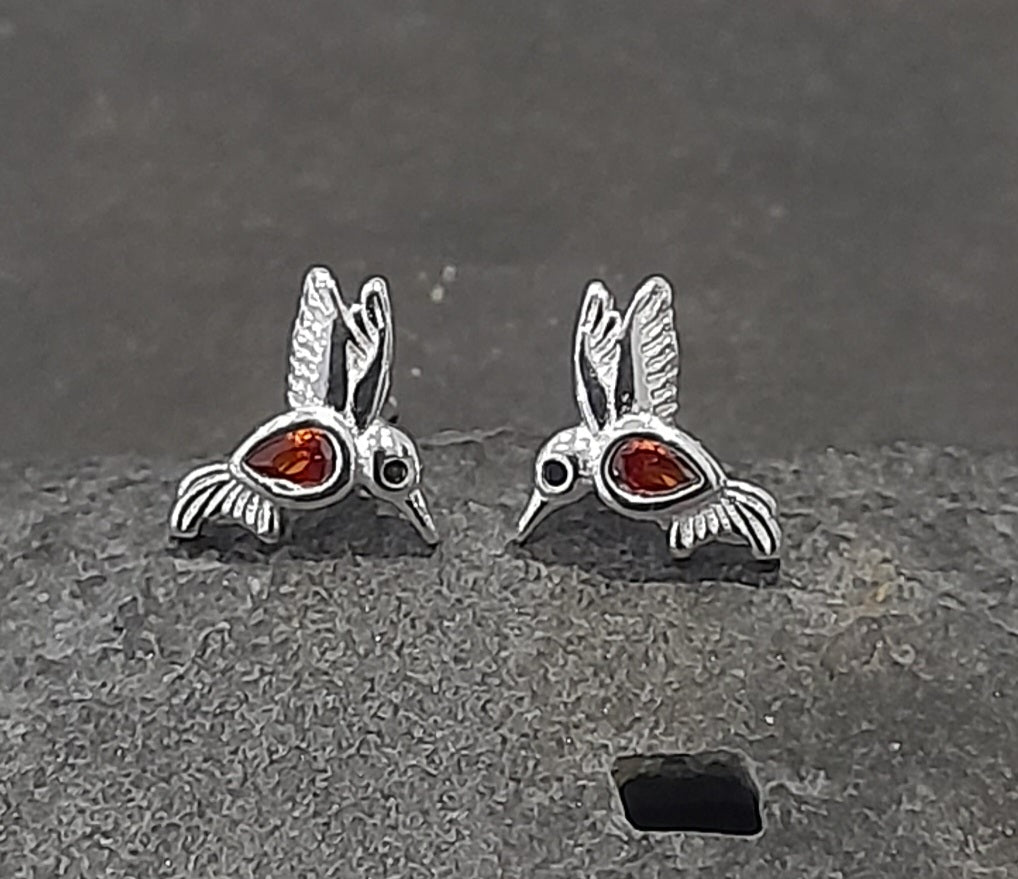 9 X 6mm Red Cubic Zirconia Humming Bird Stud