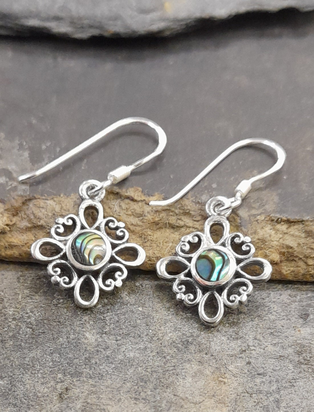Classic Style Abalone Earring 10 X 10 mm