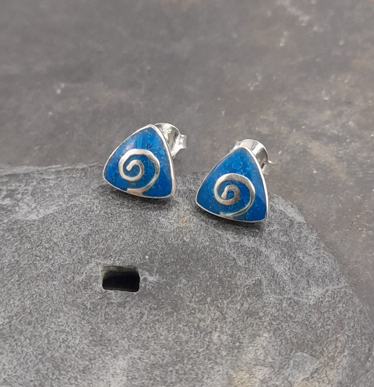Blue Swirl Wedge Stud 9mm