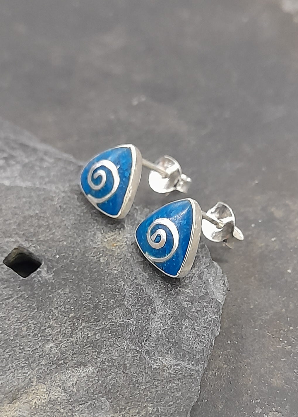Blue Swirl Wedge Stud 9mm
