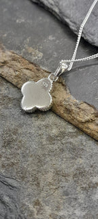 Blue Howlite Flower Pendant 12mm Dia