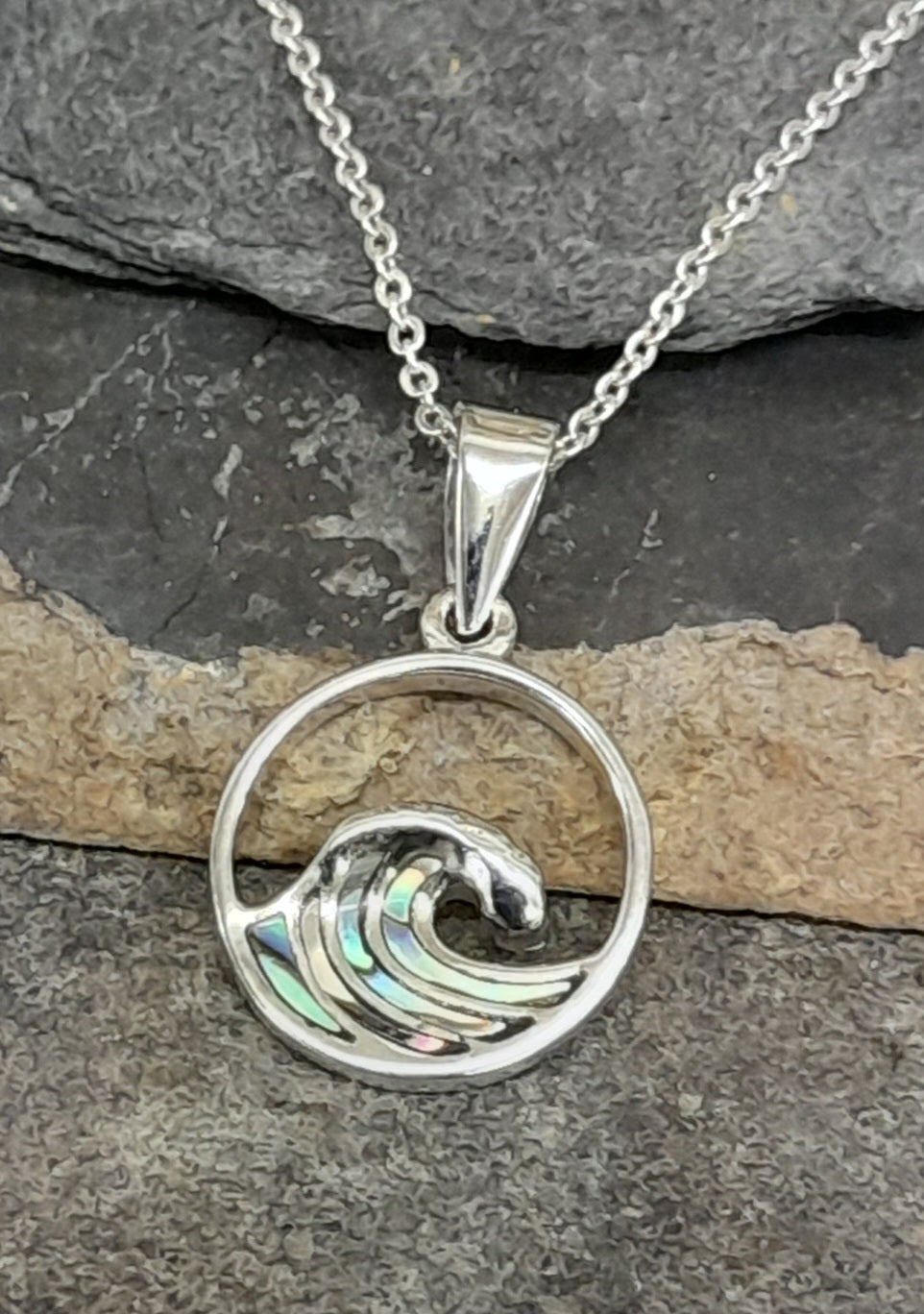 Abalone Wave Pendant 15mm Dia