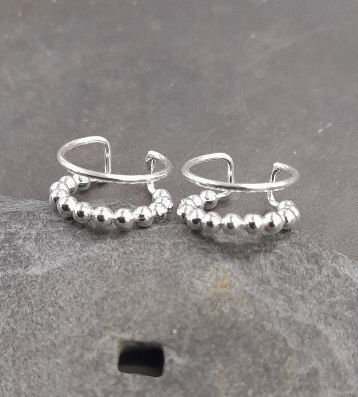 Fixed Ball & Plain Ear Cuff 11mm