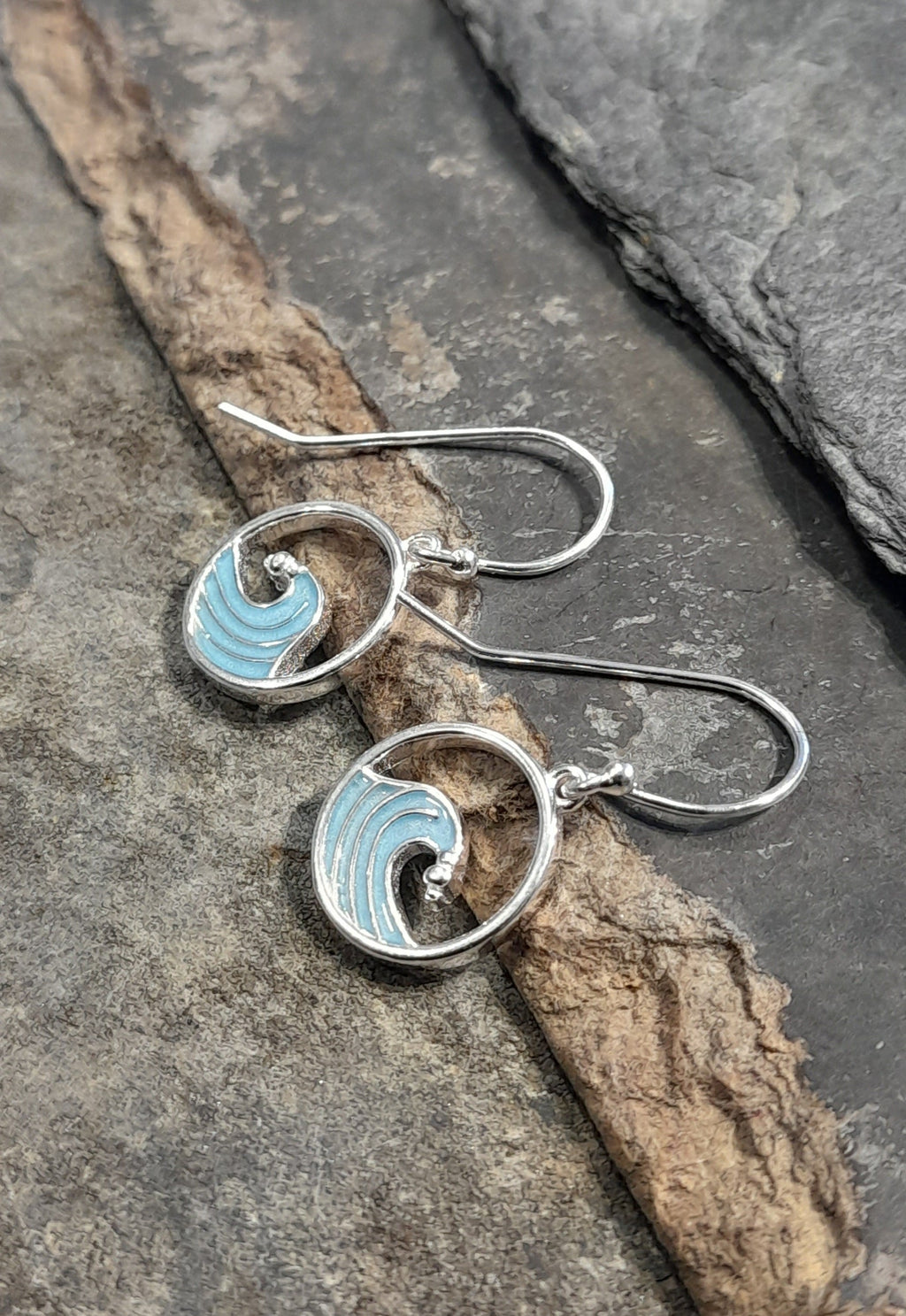 12mm Blue Resin Wave Earring
