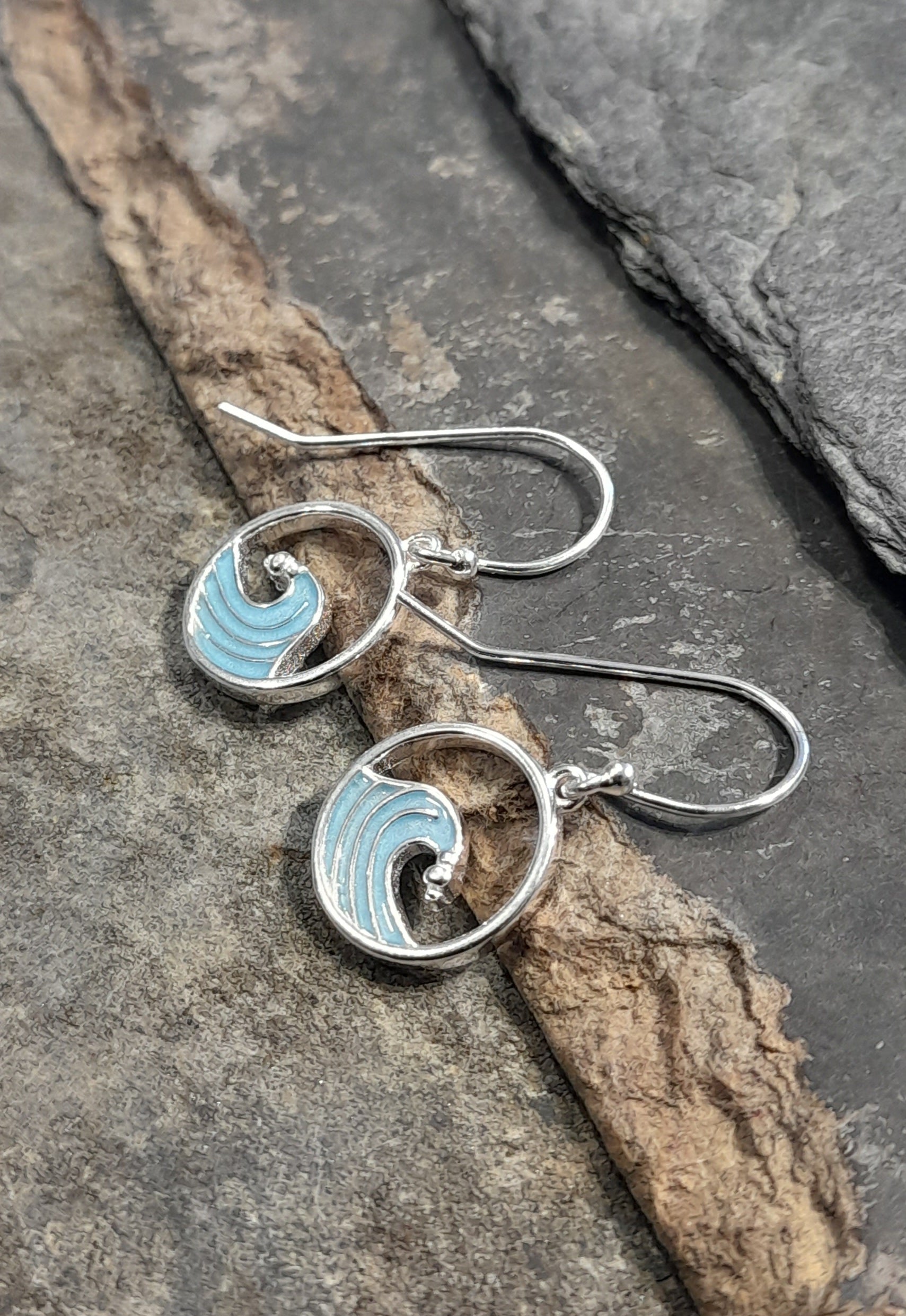 12mm Blue Resin Wave Earring