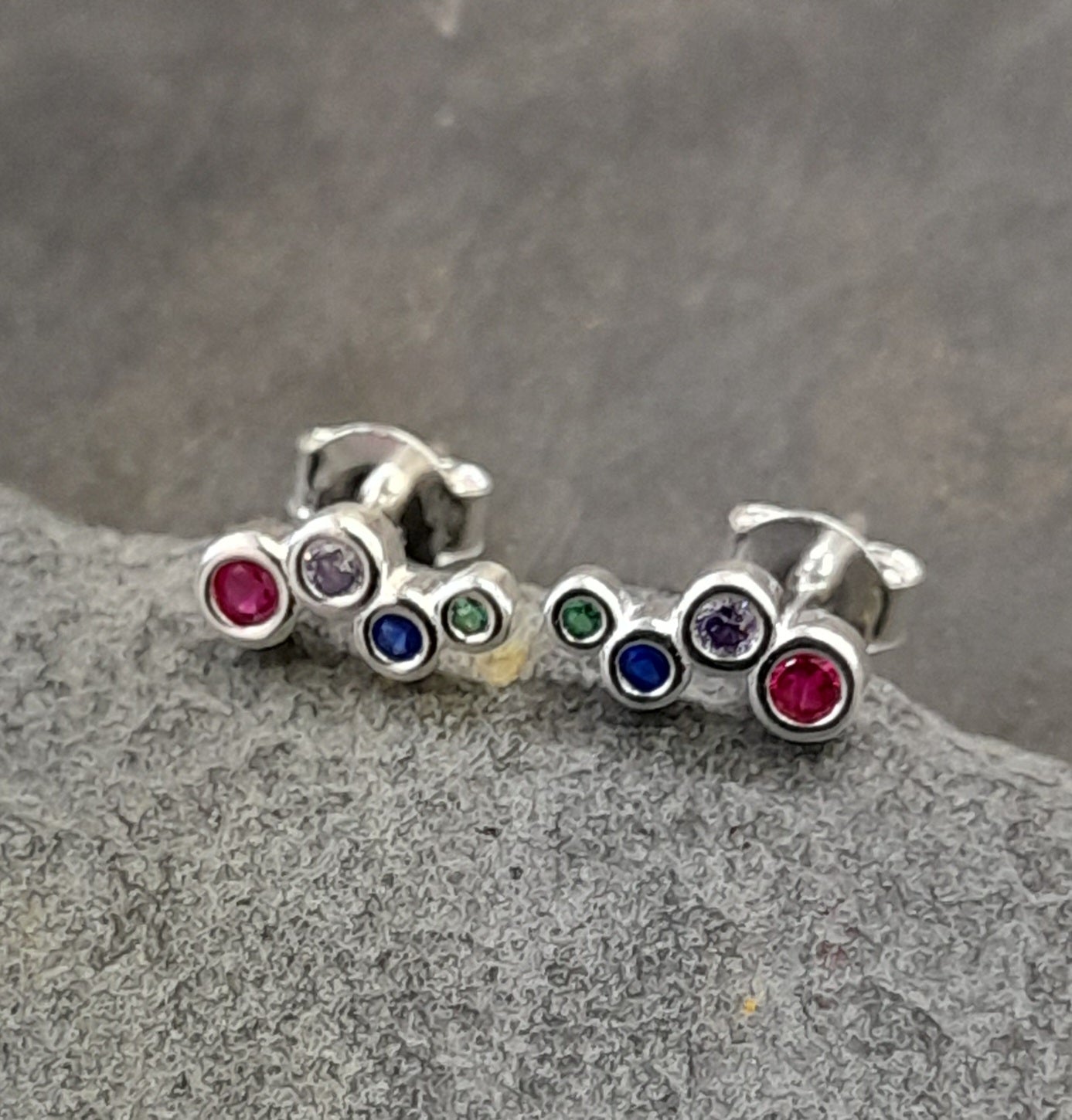 4 Circle coloured cz stud 8 X 4MM
