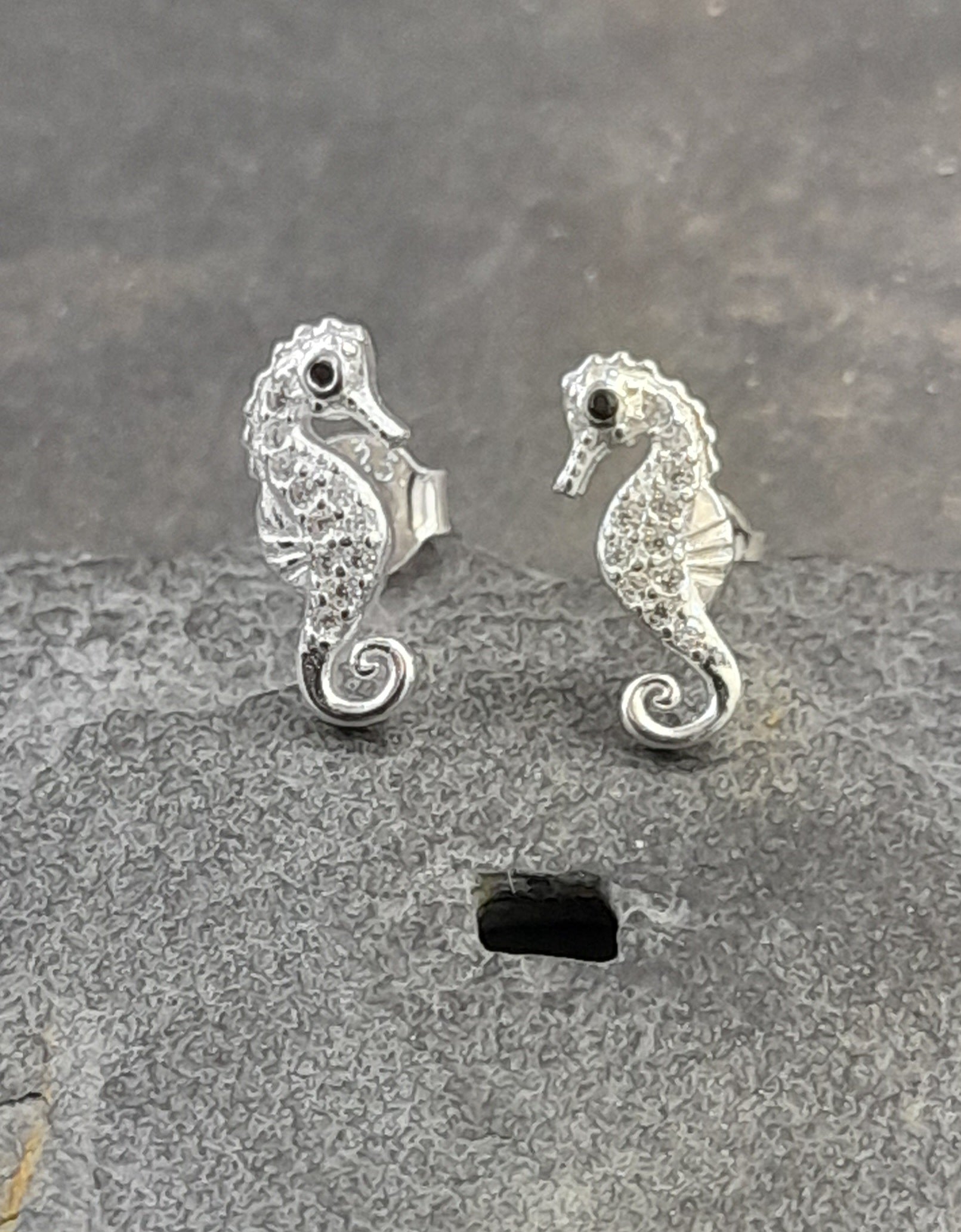 12 X 5MM CZ Seahorse stud