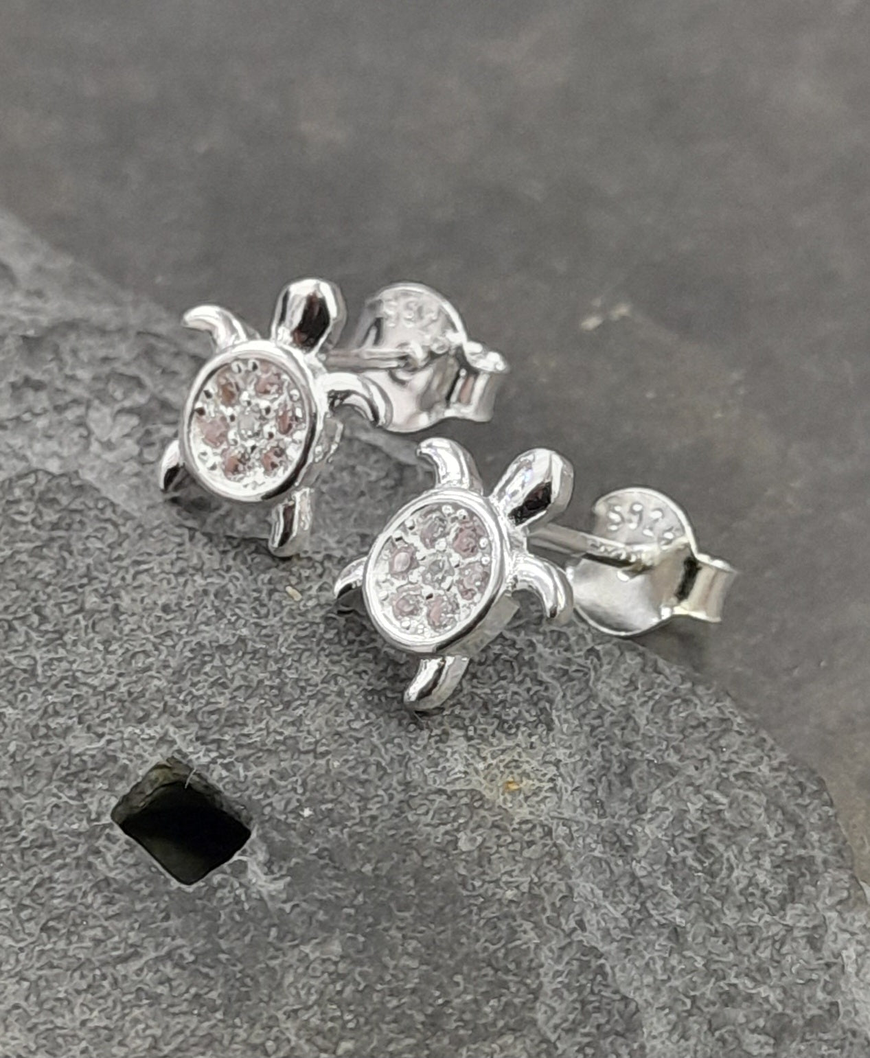 Pink CZ Turtle 6 X 9mm