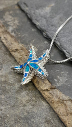 SP502BC - STARFISH SYN OPAL PENDANT 25MM S/PLATE