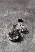 SS776B - Sitting Cat with Cz stud s/plate 7mm