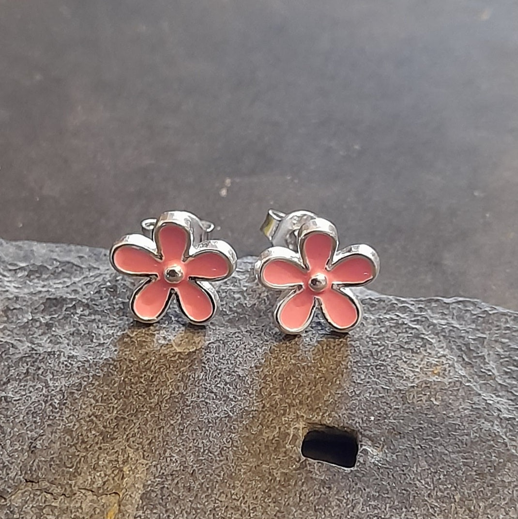 SS783B - Pink Enamel Flower s/plate stud 8mm