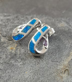 SS851B - 15MM TWIST S/PLATE SYN OPAL STUD