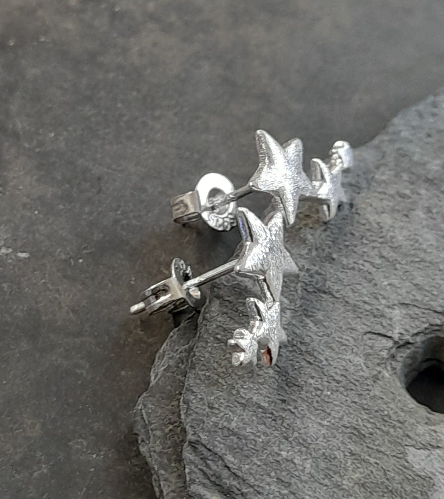 SS855B - 12MM 3 STAR MATT SILVER PLATE STUD