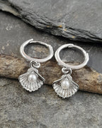SE574B -12MM SHELL PEARL HOOP SILVER PLATE ER