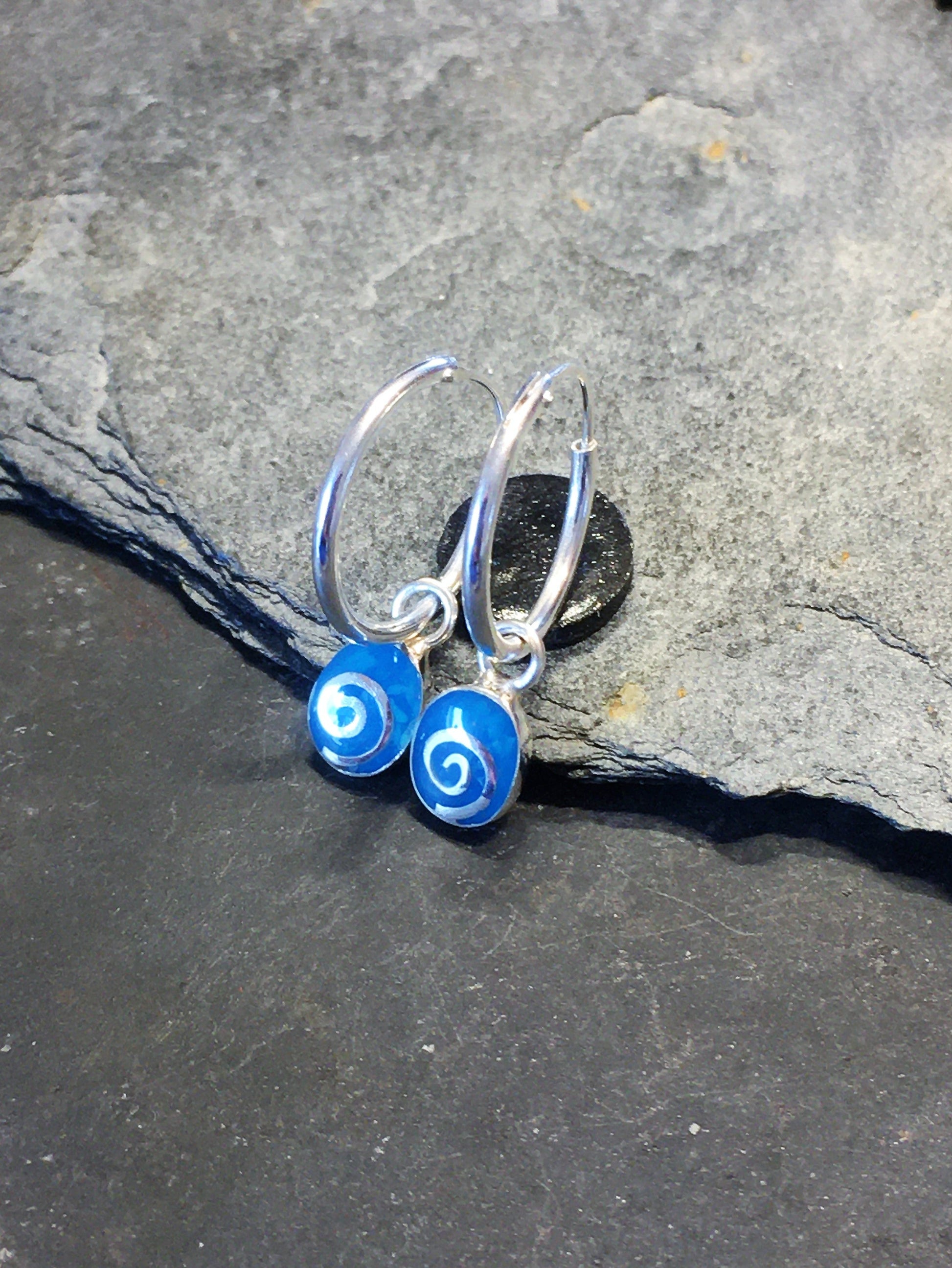1.2 X 14mm Hoop With Blue Oval Charm