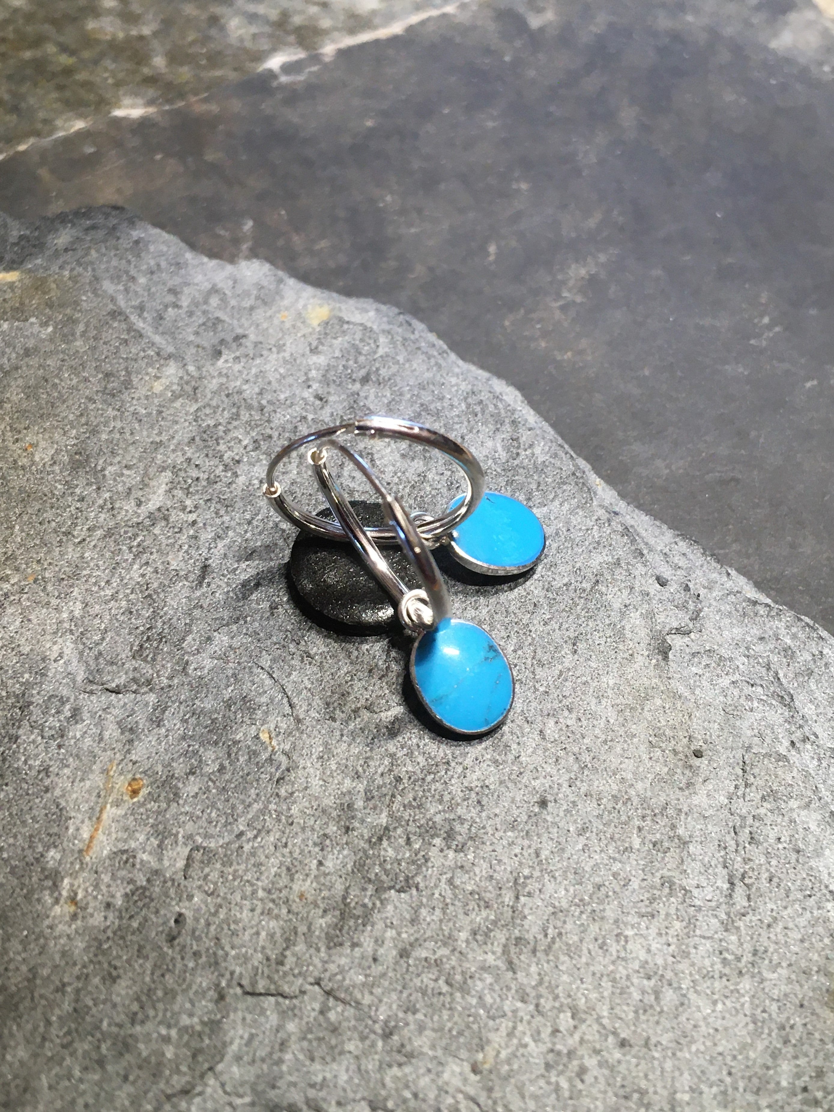 1.2 X 14mm Hoop With Blue Oval Charm