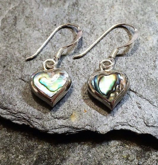 SE333B - 10 MM HEART ABALONE/MOP EARRING
