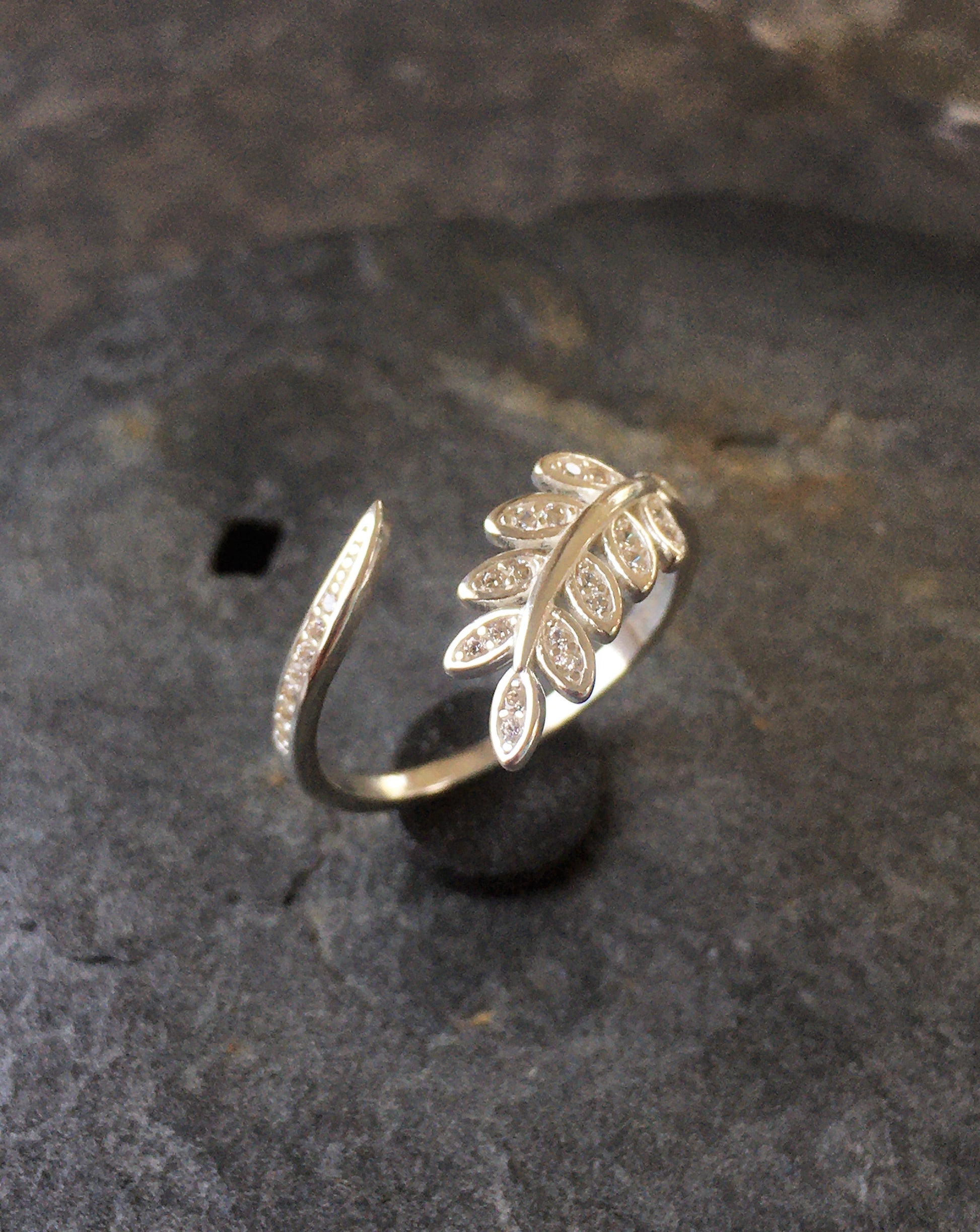 Cubic Zirconia Leaf Ring One Size