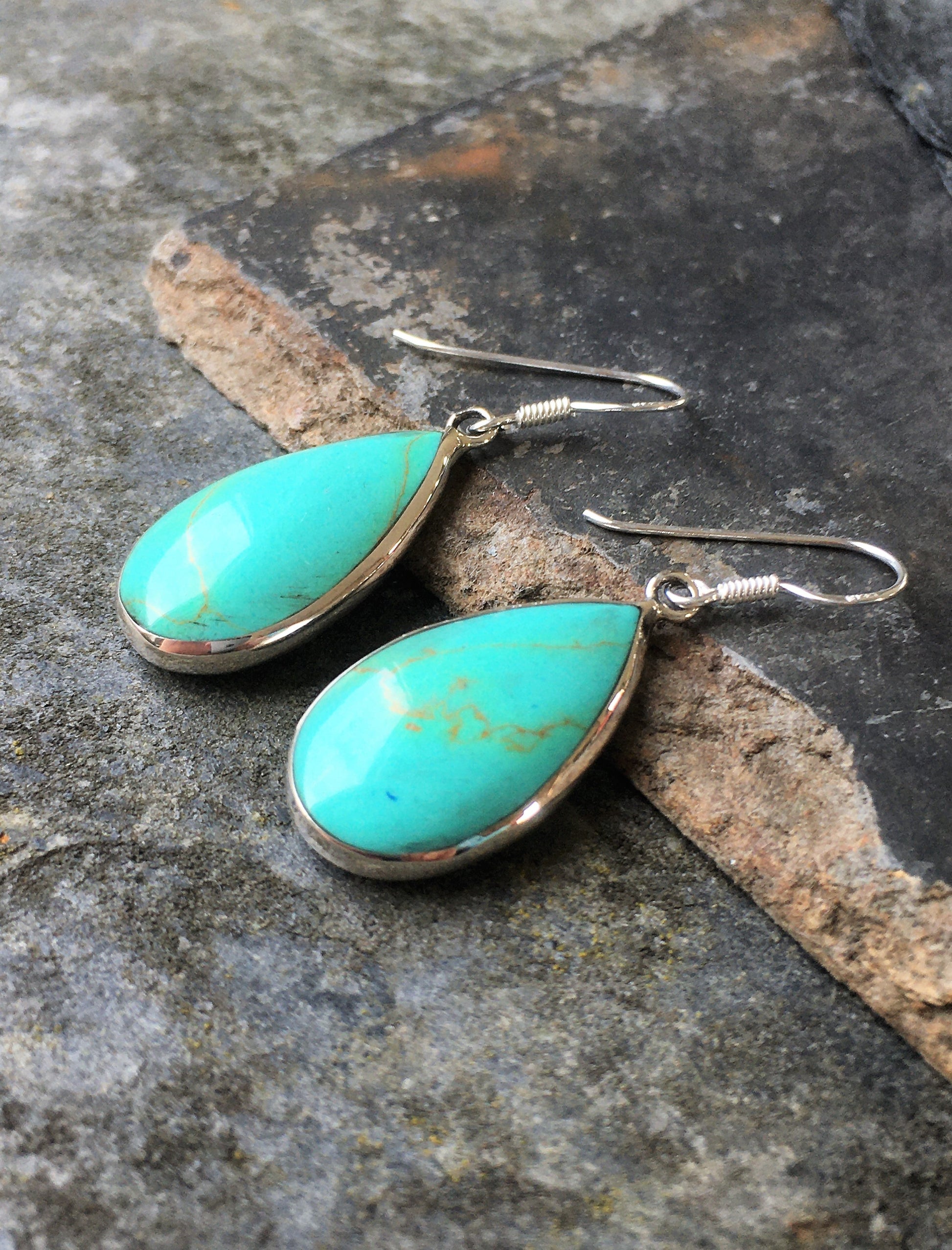 25mm Recon Tq/Mother of Pearl Teardrop Earring