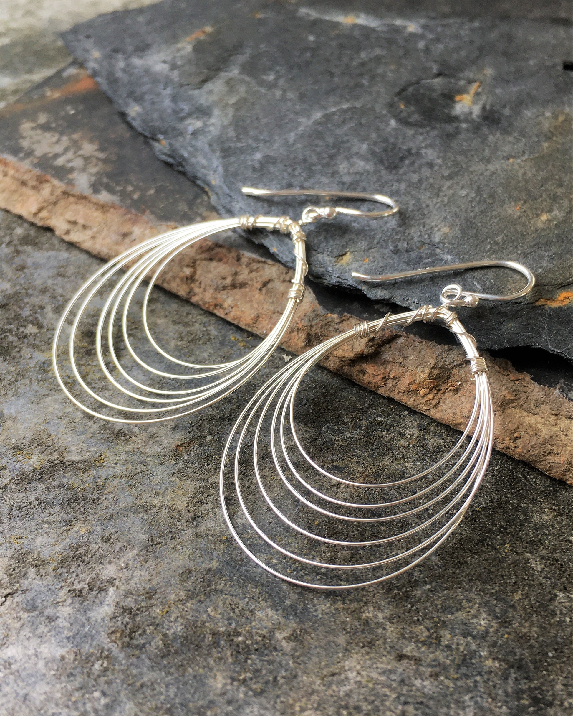 Wire Teardrop Earriing 35mm Drop
