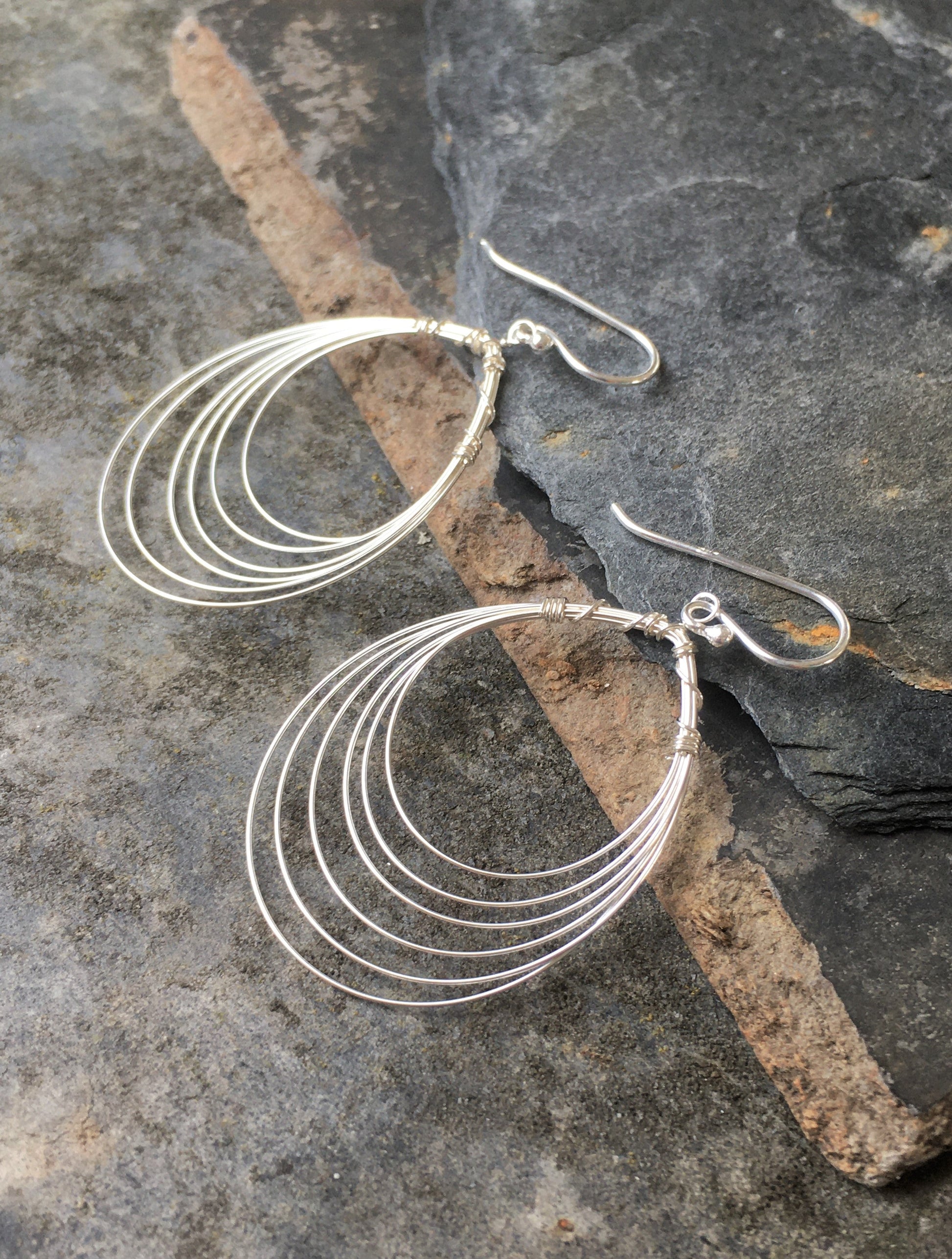 Wire Teardrop Earriing 35mm Drop